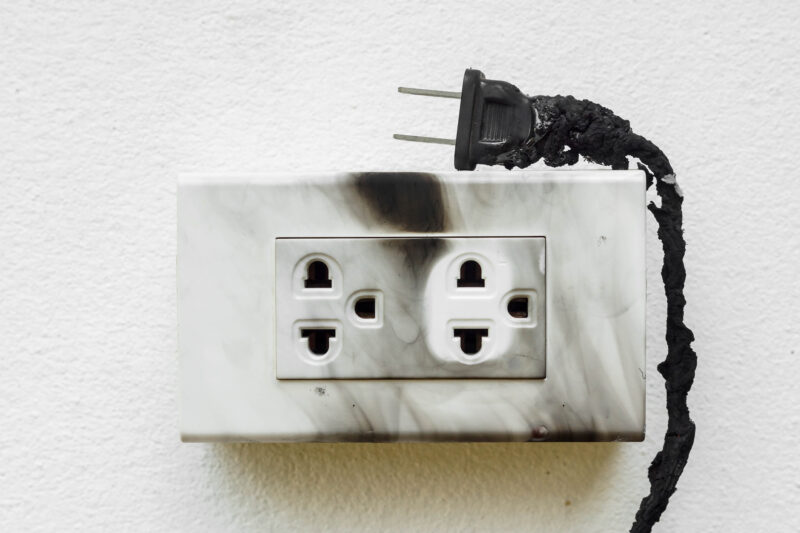 Burnet outlet & electrical wire
